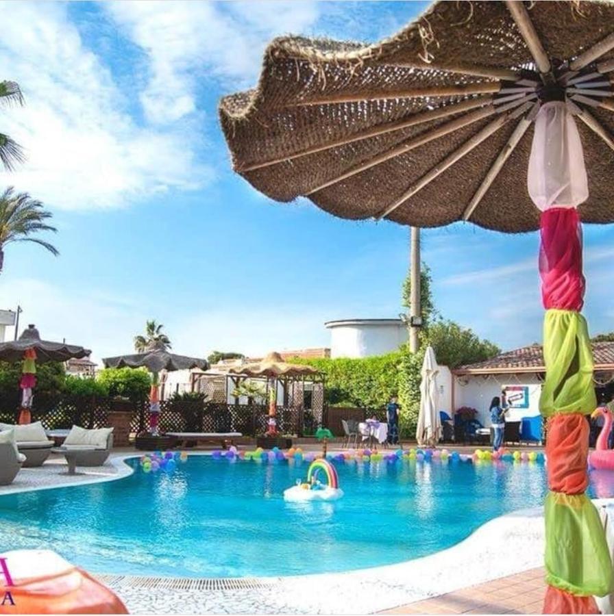 Venus Park Hotel カステル・ヴォルトゥルノ エクステリア 写真